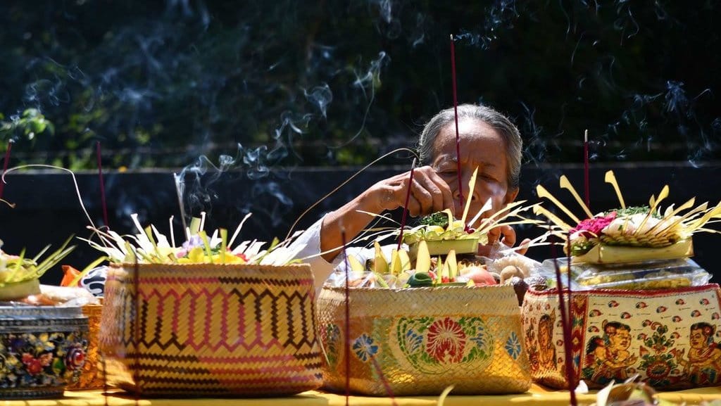 Apa Arti Rahajeng Kuningan? Ini Makna dan Rangkaian Tradisinya Apa Arti Rahajeng Kuningan? Ini Makna dan Rangkaian Tradisinya