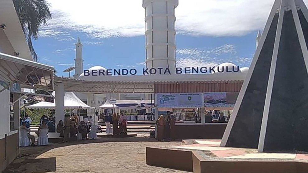 Profil Provinsi Bengkulu: Sejarah, Letak Geografis Peta & Wisata Profil Provinsi Bengkulu: Sejarah, Letak Geografis Peta & Wisata