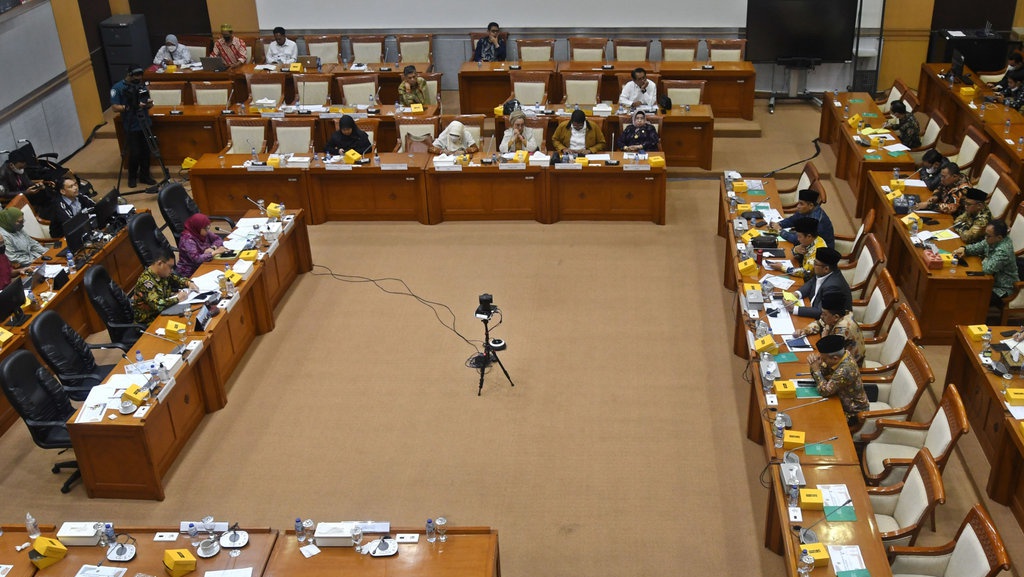 Banjir Kritik dari DPR, Penentuan Biaya Haji Ditunda Banjir Kritik dari DPR, Penentuan Biaya Haji Ditunda