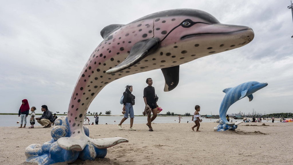 Soal Marak Warga Berwisata, Menko PMK: Waspada COVID Arcturus