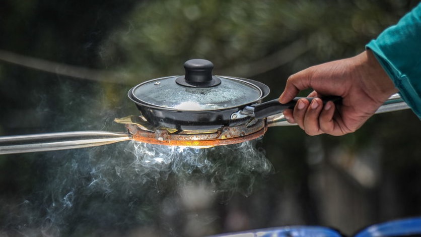 Pengertian Energi Kalor, Rumus, Contoh, dan Jenis Perpindahannya