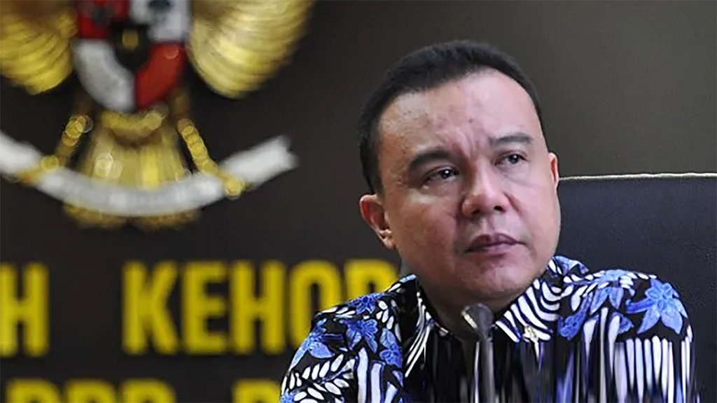 Wakil Ketua DPR Bantah Revisi UU MK Dibahas secara Diam-Diam Wakil Ketua DPR Bantah Revisi UU MK Dibahas secara Diam-Diam