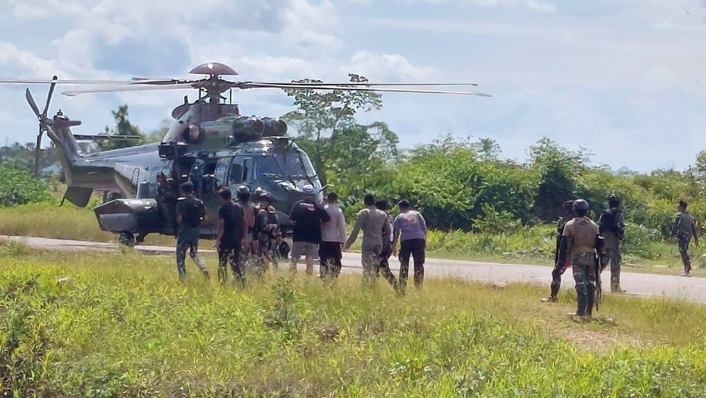 Satgas Damai Cartenz Diperpanjang, Apa Manfaatnya bagi Papua? Satgas Damai Cartenz Diperpanjang, Apa Manfaatnya bagi Papua?