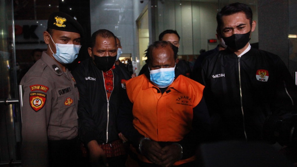 KPK akan Telusuri Aliran Uang Korupsi Bupati Mamberamo Tengah KPK akan Telusuri Aliran Uang Korupsi Bupati Mamberamo Tengah