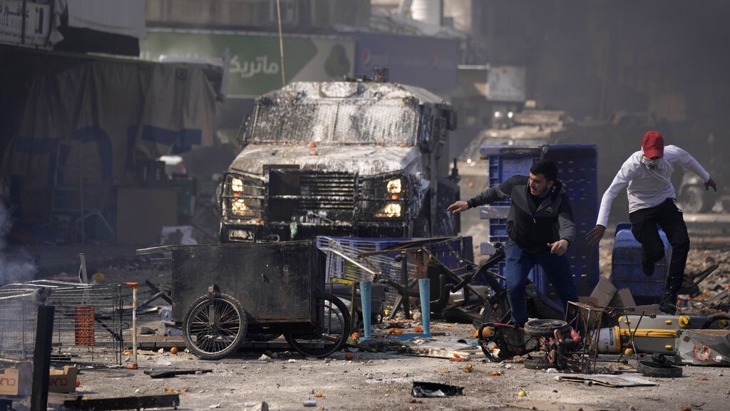 Serangan Israel Tewaskan 11 Orang Palestina & Puluhan Warga Luka