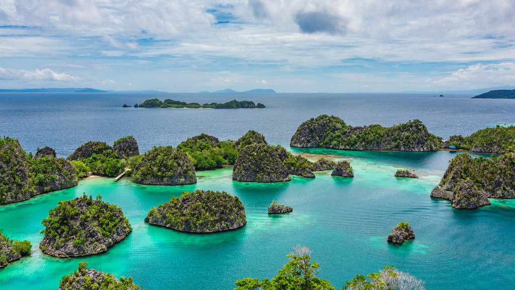 KLH Ungkap Aduan Warga: Tambang Raja Ampat Terindikasi Merusak KLH Ungkap Aduan Warga: Tambang Raja Ampat Terindikasi Merusak