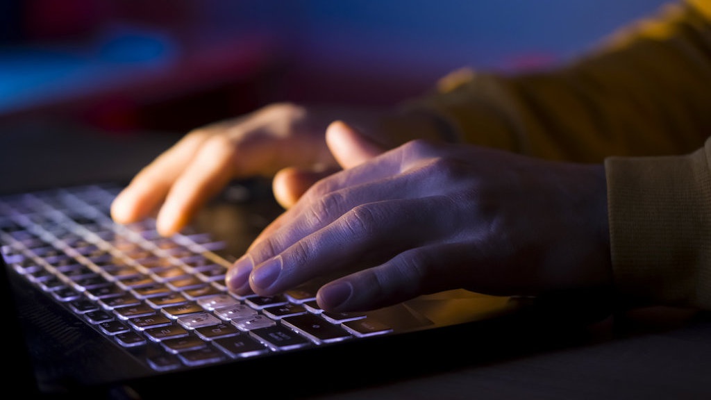 Cara Gunakan Fitur Dictate Voice Typing Word di Microsoft Word Cara Gunakan Fitur Dictate Voice Typing Word di Microsoft Word