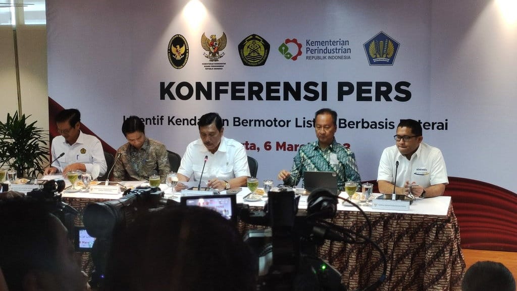 Berlaku 20 Maret, Pemerintah Berikan Subsidi Kendaraan Listrik Berlaku 20 Maret, Pemerintah Berikan Subsidi Kendaraan Listrik