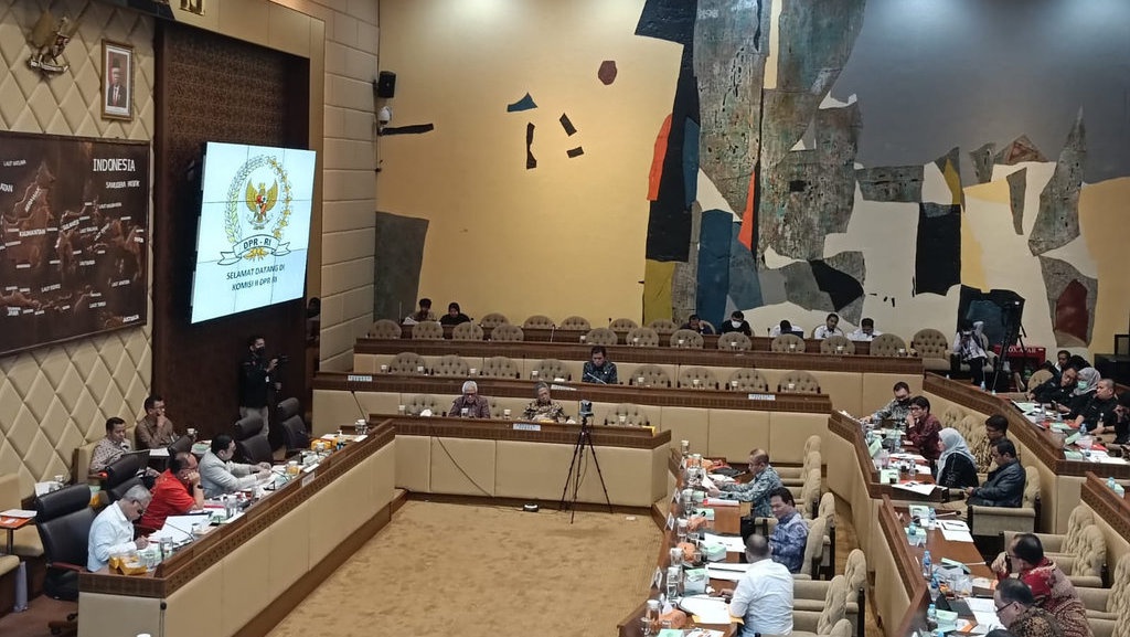 Komisi II DPR Cecar KPU soal Kalah Gugatan PRIMA di PN Jakpus