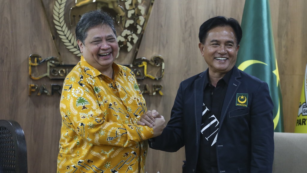 Yusril Bertemu Airlangga: Bahas Kans Koalisi hingga Sikap PDIP