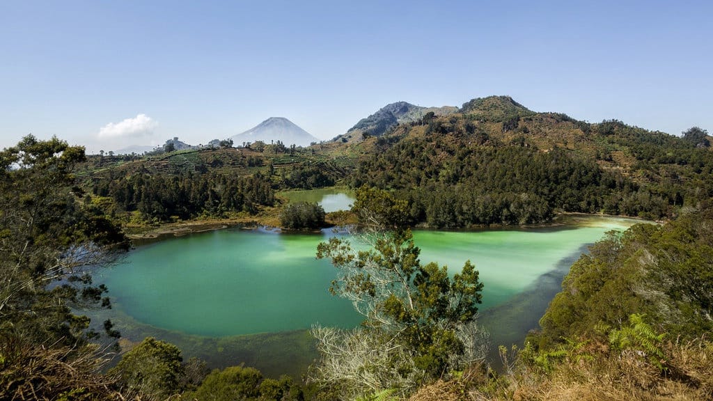 Ringkasan Cerita Rakyat Telaga Warna, Alur, dan Tokohnya Ringkasan Cerita Rakyat Telaga Warna, Alur, dan Tokohnya