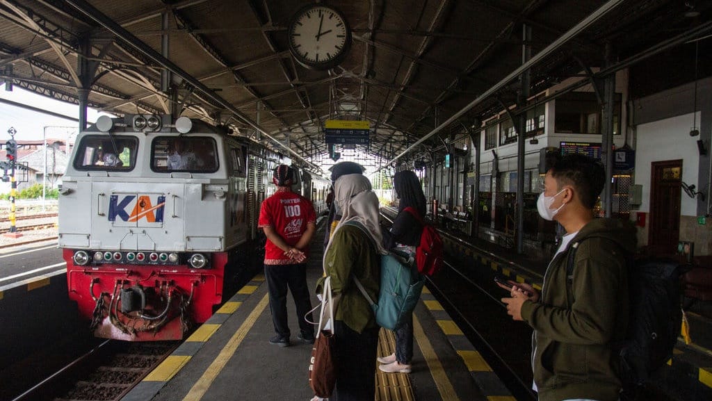 KAI Sebut Tiket Libur Natal 2023 & Tahun Baru Masih Tersedia KAI Sebut Tiket Libur Natal 2023 & Tahun Baru Masih Tersedia
