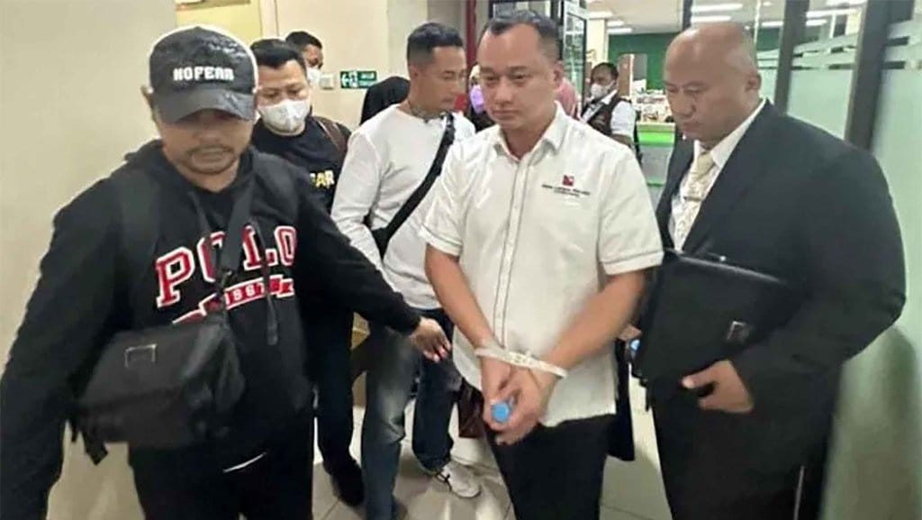 Siapa Helmut Hermawan dan Apa Kasus yang Menjeratnya? Siapa Helmut Hermawan dan Apa Kasus yang Menjeratnya?