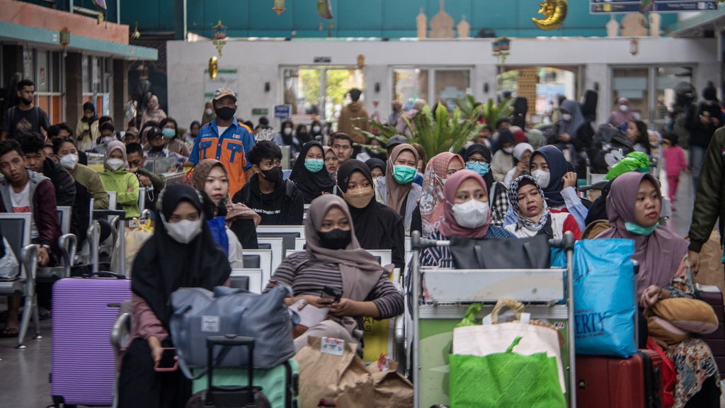 Arus Balik Angkutan Umum Masih 80% Lebih Tinggi dari Hari Normal Arus Balik Angkutan Umum Masih 80% Lebih Tinggi dari Hari Normal