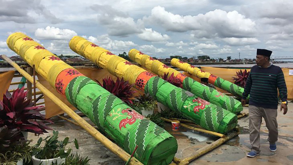 Mengenal Tradisi Unik Malam Takbiran: Festival Meriam & Meugang