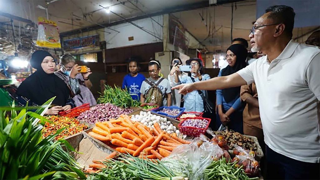 Beda Klaim Zulhas & Data PIHPS soal Harga Pangan Usai Lebaran