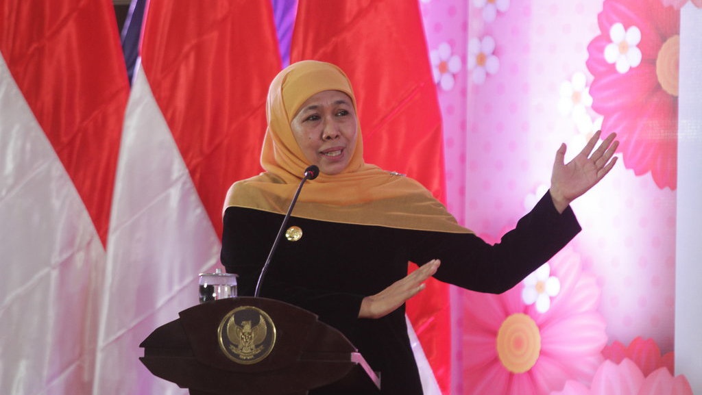 Jokowi Teken Keppres Pemberhentian Khofifah dari Gubernur Jatim Jokowi Teken Keppres Pemberhentian Khofifah dari Gubernur Jatim