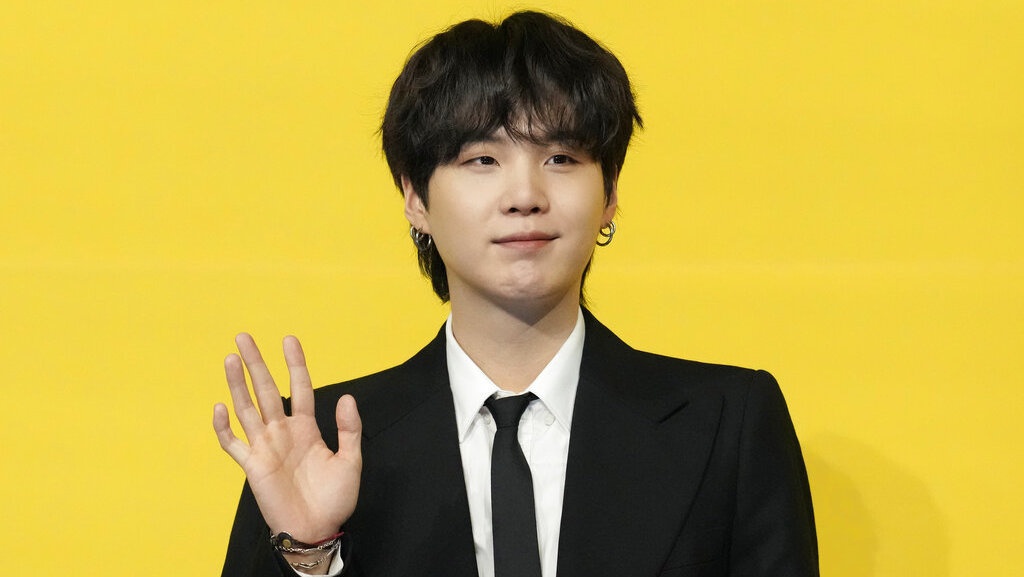 Isi Surat Perpisahan Suga BTS, Pamit Wamil Hingga 2025 Isi Surat Perpisahan Suga BTS, Pamit Wamil Hingga 2025