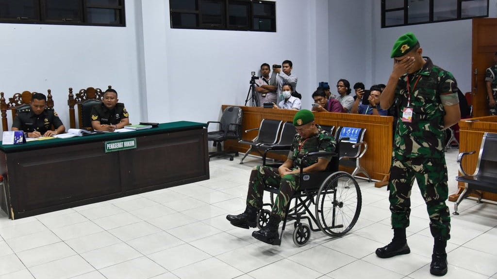 KontraS Desak Pemerintah Segera Revisi UU Peradilan Militer KontraS Desak Pemerintah Segera Revisi UU Peradilan Militer