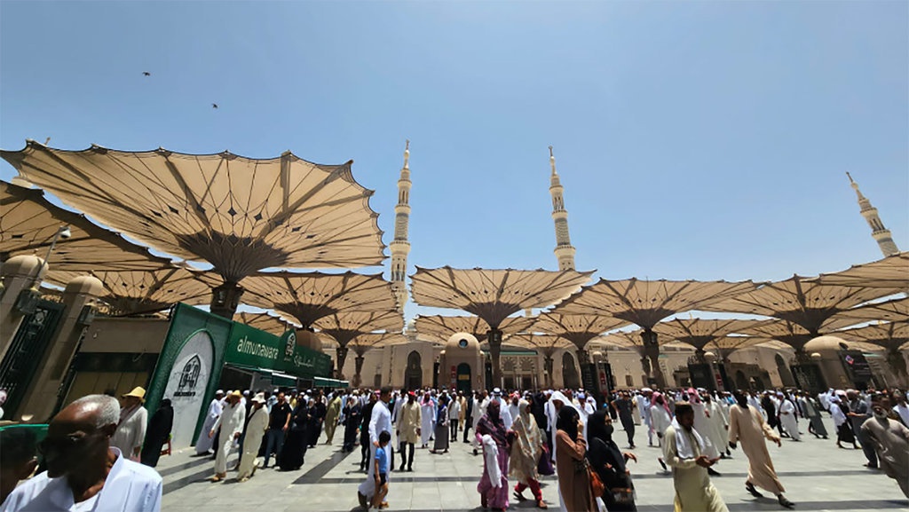 Sederet Layanan Kesehatan untuk Jemaah yang Lakukan Umrah Wajib Sederet Layanan Kesehatan untuk Jemaah yang Lakukan Umrah Wajib