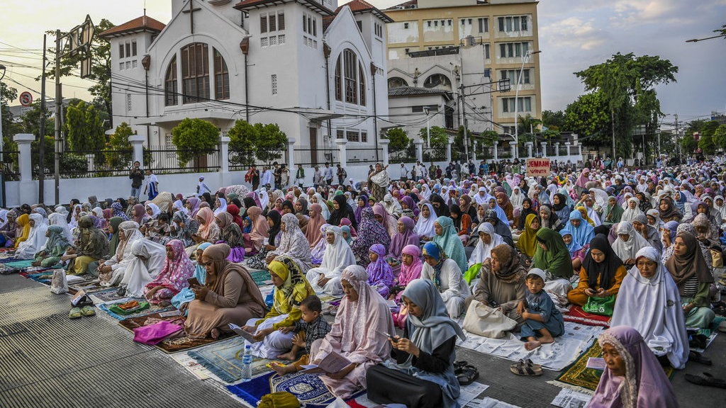 Apa Saja Hikmah Beriman kepada Malaikat dan Dalilnya? Apa Saja Hikmah Beriman kepada Malaikat dan Dalilnya?