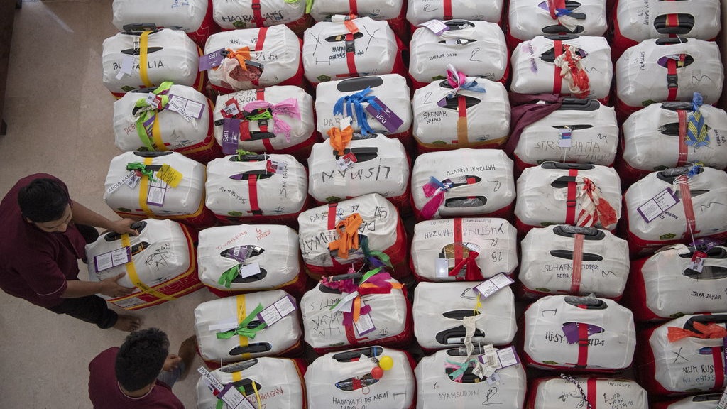 Kemenag akan Bongkar Koper Jemaah Haji RI Berisi Air Zamzam