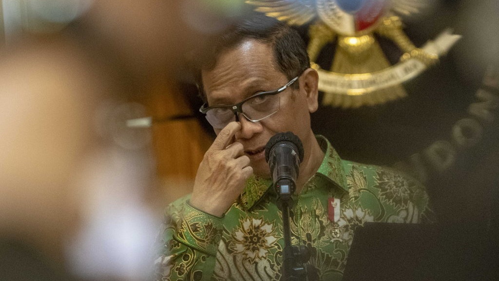 Mahfud MD Ungkap Politik Uang & Hoaks Jadi Penyakit saat Pemilu Mahfud MD Ungkap Politik Uang & Hoaks Jadi Penyakit saat Pemilu