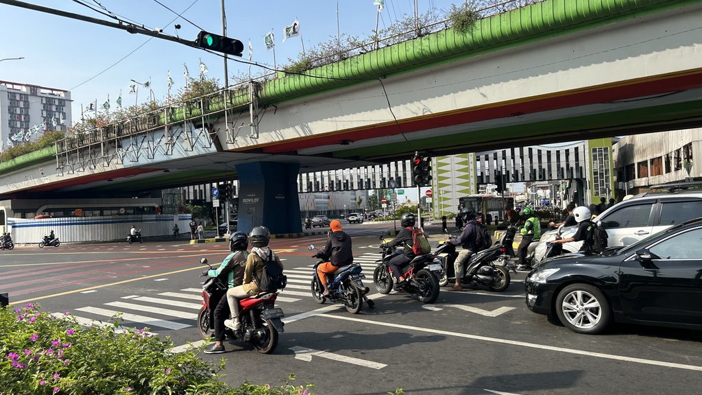 Bujet Teknologi AI Miliaran Rupiah Demi Atasi Macet, Efektifkah? Bujet Teknologi AI Miliaran Rupiah Demi Atasi Macet, Efektifkah?