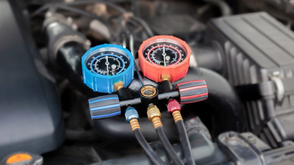 15 Contoh Alat Ukur di Bengkel Otomotif beserta Fungsinya