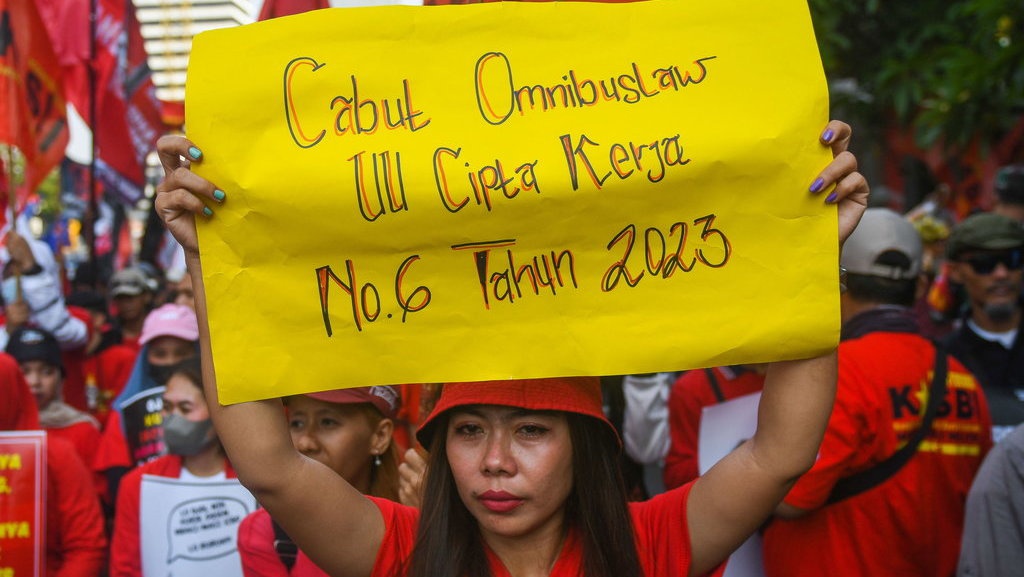 May Day, Buruh Gelar Demo Tuntut UU Cipta Kerja Dihapuskan May Day, Buruh Gelar Demo Tuntut UU Cipta Kerja Dihapuskan