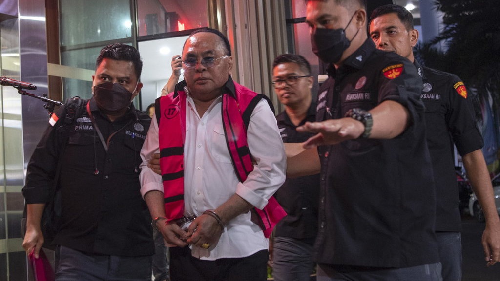 Ismail Thomas Terjerat Korupsi, PDIP Tidak Beri Bantuan Hukum Ismail Thomas Terjerat Korupsi, PDIP Tidak Beri Bantuan Hukum