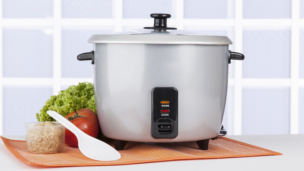 Menyoal Program Bagi-Bagi Rice Cooker Gratis yang Boros Anggaran Menyoal Program Bagi-Bagi Rice Cooker Gratis yang Boros Anggaran