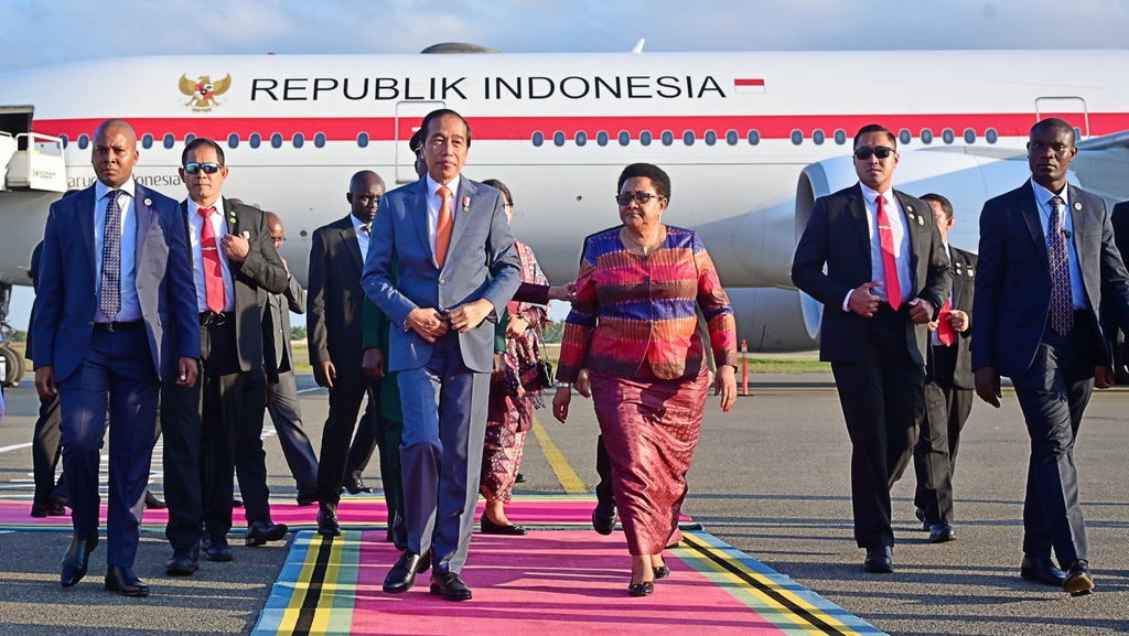 Jokowi Bakal Bertemu Sejumlah Pengusaha di Dar Es Salaam Jokowi Bakal Bertemu Sejumlah Pengusaha di Dar Es Salaam