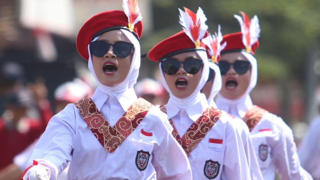 Contoh Aba-Aba Gerak Jalan & Ketentuan Peraturan Baris-berbaris Contoh Aba-Aba Gerak Jalan & Ketentuan Peraturan Baris-berbaris