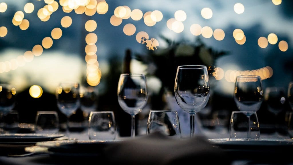 9 Contoh Kata Sambutan Pernikahan Singkat Mempelai Pria & Wanita 9 Contoh Kata Sambutan Pernikahan Singkat Mempelai Pria & Wanita