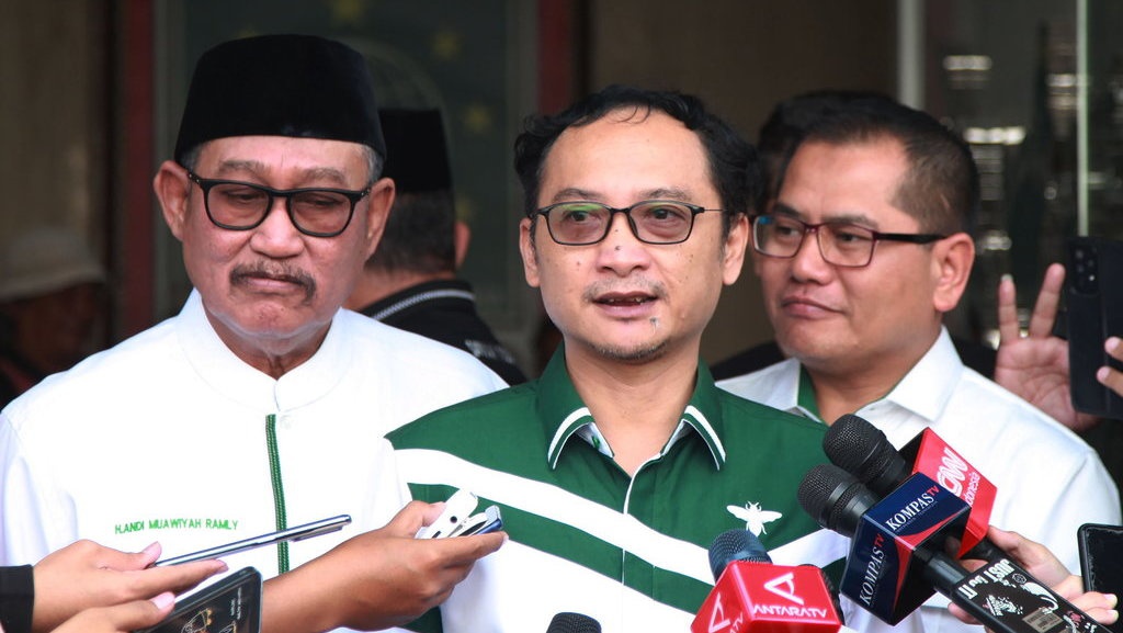 Tinggalkan Anies, PKB Putuskan Usung Ridwan Kamil di Pilgub DKI Tinggalkan Anies, PKB Putuskan Usung Ridwan Kamil di Pilgub DKI