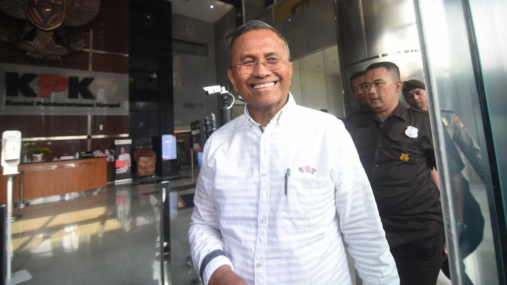 KPK Cecar Dahlan Iskan soal Kebijakan Pengadaan LNG Pertamina