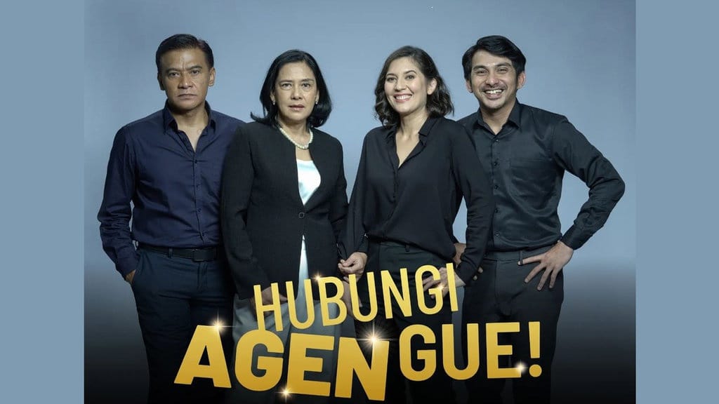 Hubungi Agen Gue! Cermin Realitas di Balik Kilau Selebritas