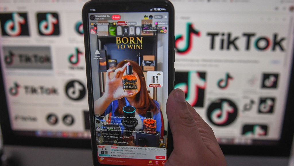 Cara Salin Caption TikTok di Hp & Laptop Tanpa Aplikasi Tambahan Cara Salin Caption TikTok di Hp & Laptop Tanpa Aplikasi Tambahan