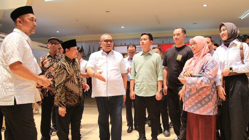 Perluas Akses ke Lapangan Kerja, Kemnaker Gelar Job Fair di Solo