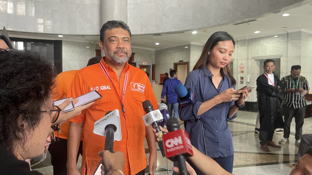 MK Tolak Gugatan UU Cipta Kerja, Elemen Buruh akan Mogok Massal MK Tolak Gugatan UU Cipta Kerja, Elemen Buruh akan Mogok Massal