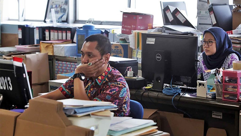 Apakah PNS Boleh Bertato? Apakah PNS Boleh Bertato?