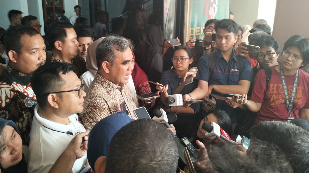 KIM akan Putuskan soal Gibran Jadi Cawapres Prabowo Subianto KIM akan Putuskan soal Gibran Jadi Cawapres Prabowo Subianto