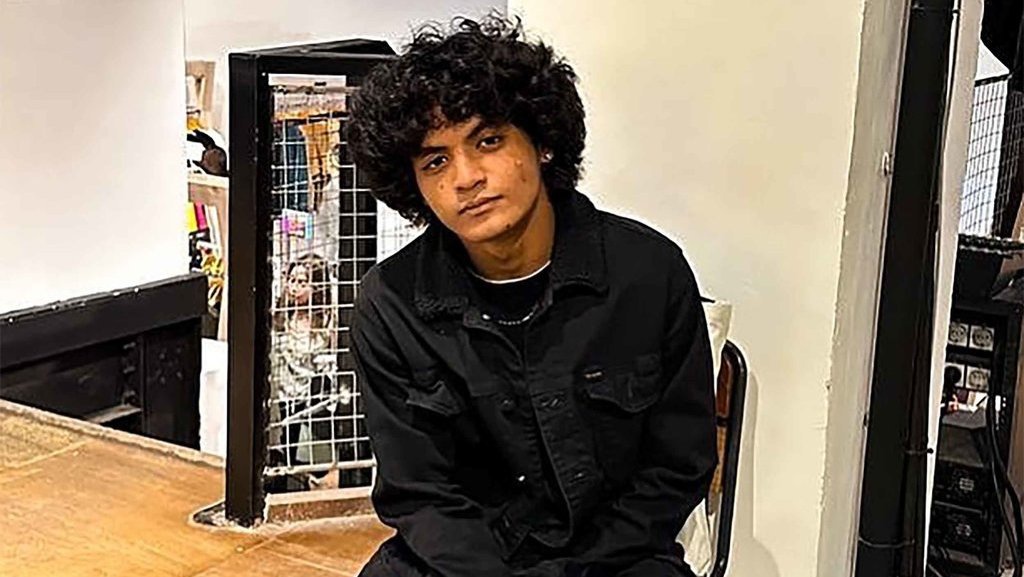 Siapa Vadel Badjideh, Pacar Loly Anak Nikita Diduga Aniaya TNI? Siapa Vadel Badjideh, Pacar Loly Anak Nikita Diduga Aniaya TNI?