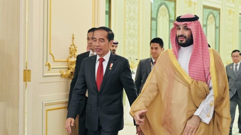 Jokowi Ajak Arab Saudi Selesaikan Konflik Israel-Palestina Jokowi Ajak Arab Saudi Selesaikan Konflik Israel-Palestina