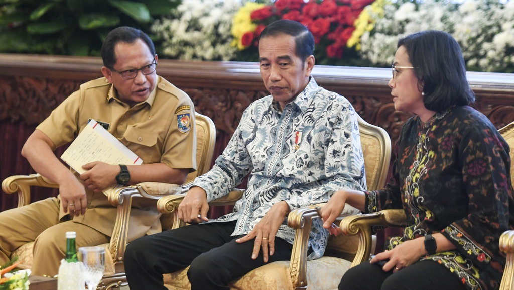 Soal Baliho Ganjar Dicabut, Jokowi Singgung Netralitas Pemilu