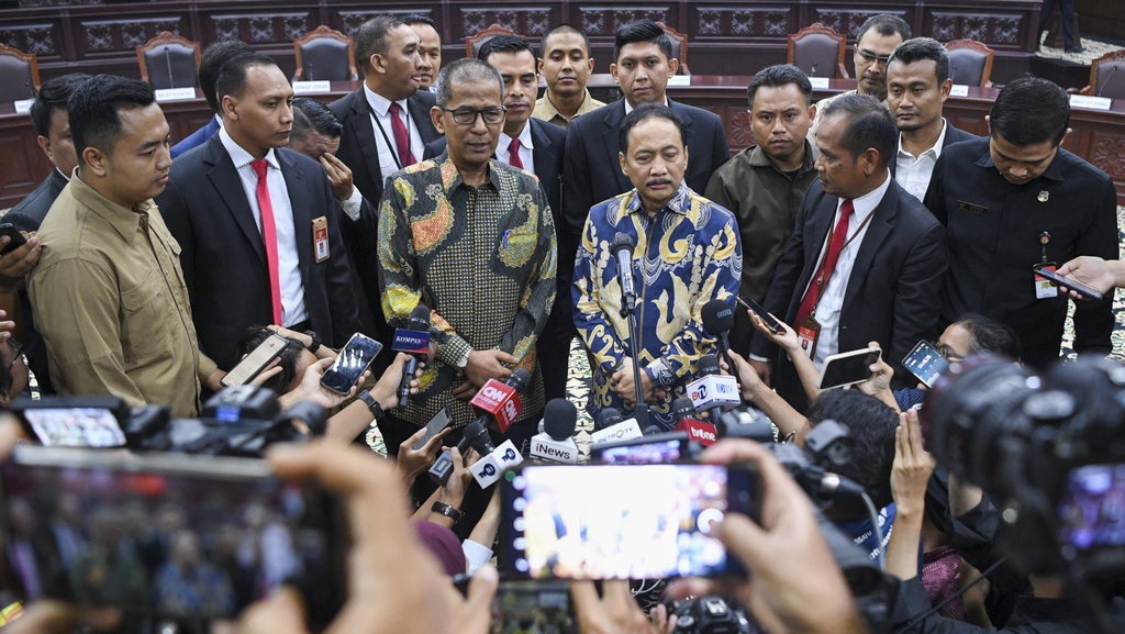 Respons Suhartoyo soal Gugatan Syarat Usia Capres: Masih Sidang