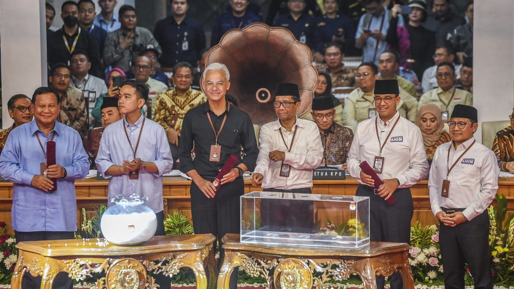 KPU Minta Capres-Cawapres Tak Umbar Kejelekan Lawan di Kampanye KPU Minta Capres-Cawapres Tak Umbar Kejelekan Lawan di Kampanye