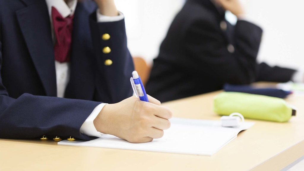 50 Contoh Soal PAT Sosiologi Kelas 10 Semester 2 dan Jawabannya 50 Contoh Soal PAT Sosiologi Kelas 10 Semester 2 dan Jawabannya