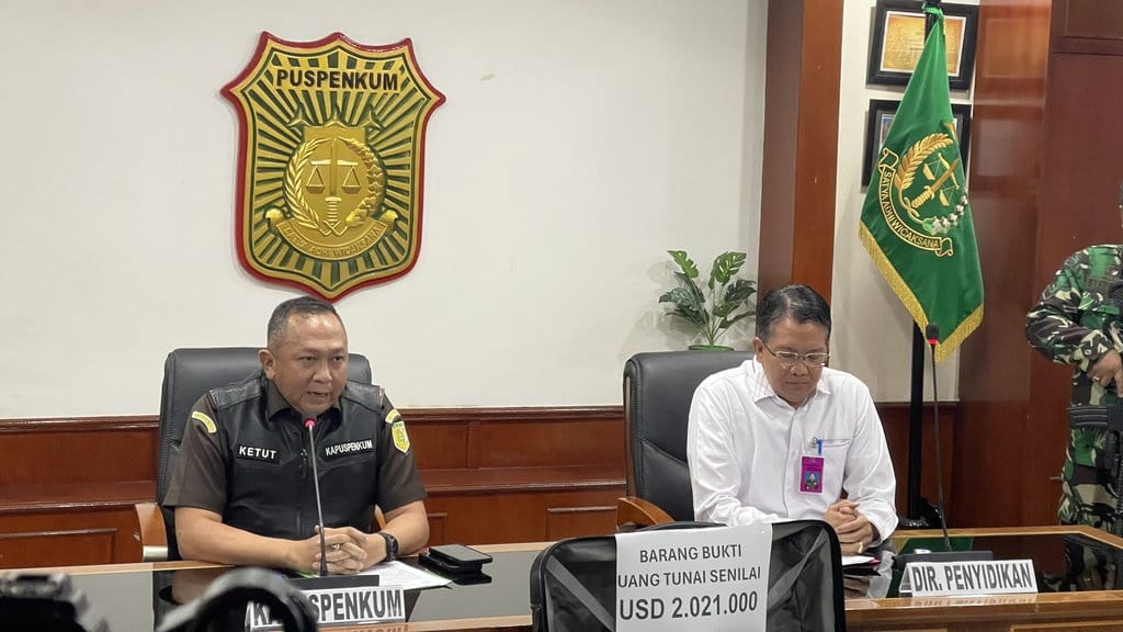 Kejagung Pecat Sementara Kajari dan Kasi Pidsus Kejari Bondowoso